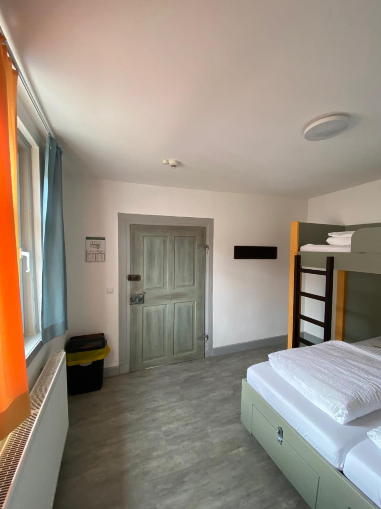 Hostel Balingen Esterno foto