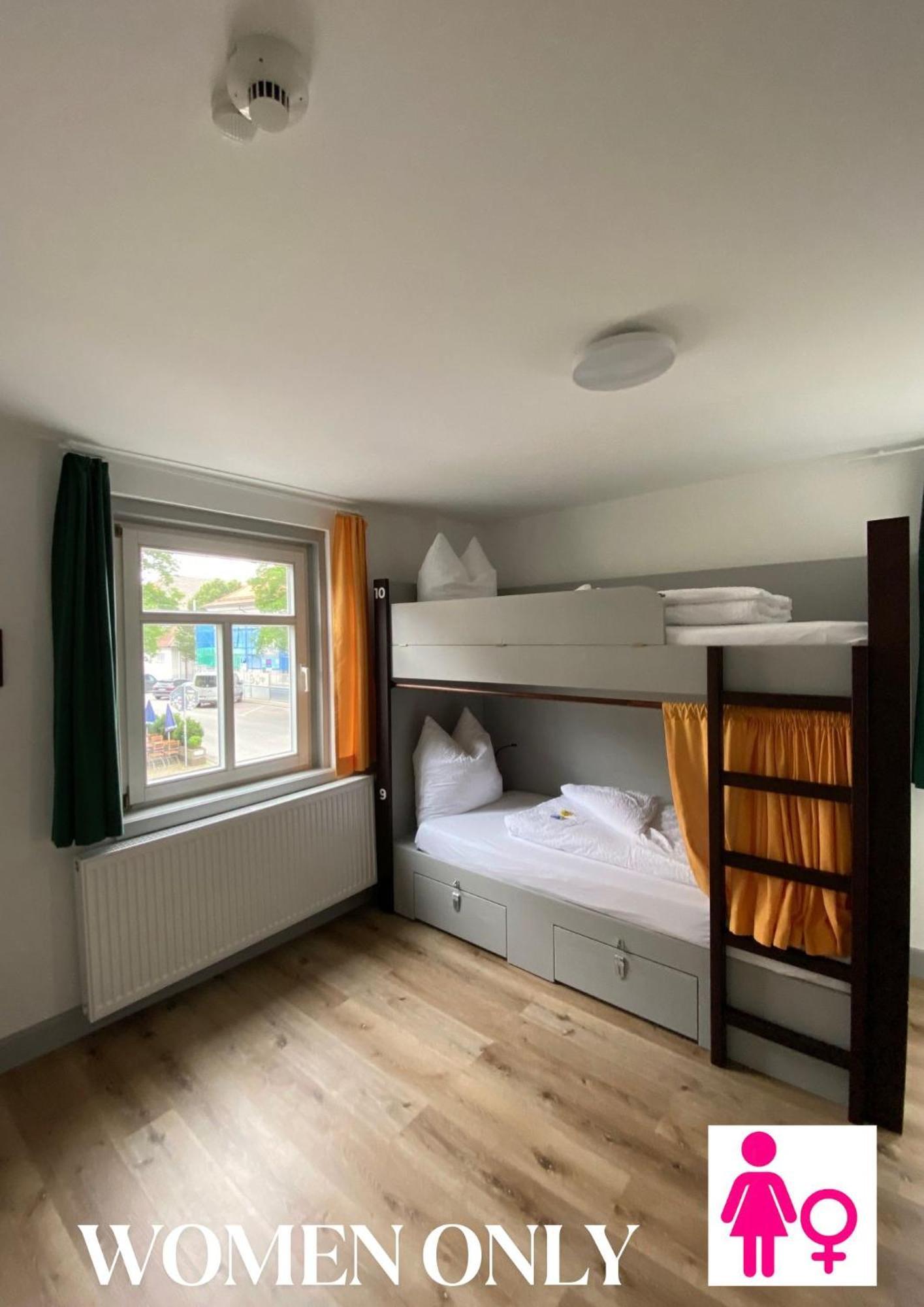 Hostel Balingen Esterno foto